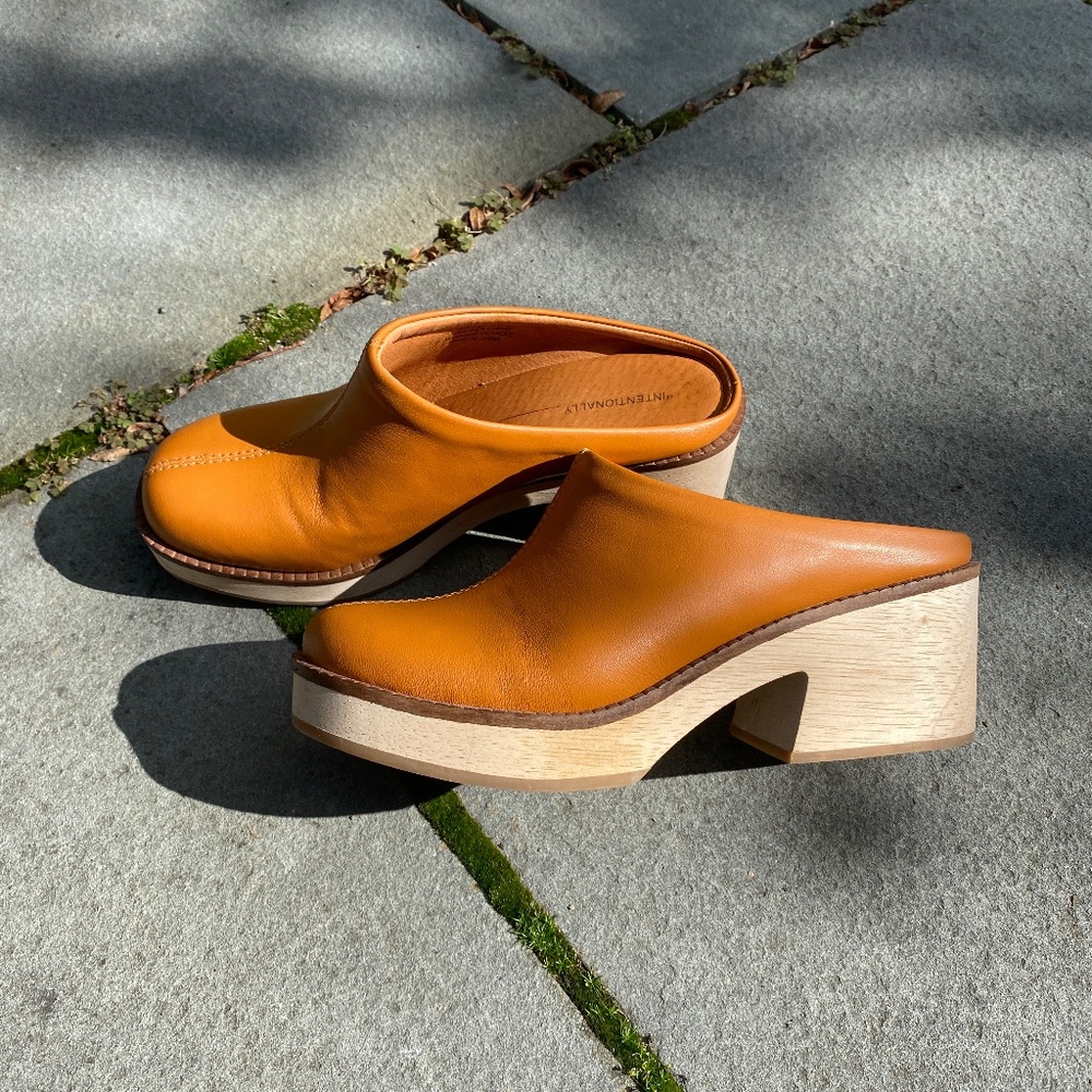 Intentionally Blank Leather Clogs / Mules